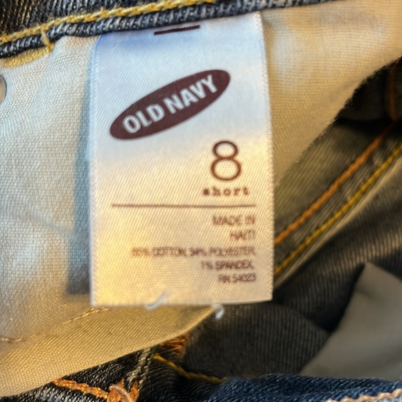 Old Navy the Flirt Staight Leg Jeans size 8 - Picture 4 of 5